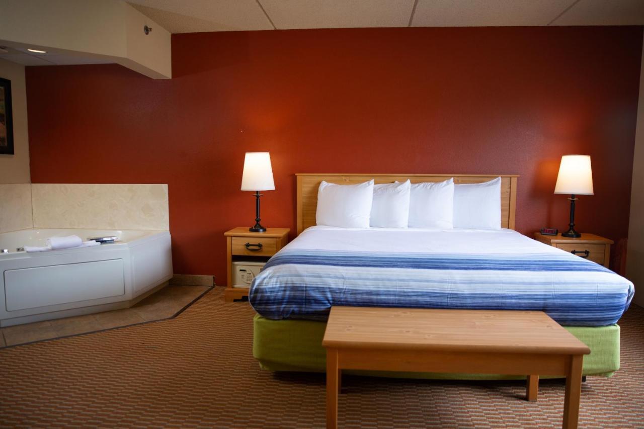 Americinn By Wyndham Pampa Event Center Eksteriør billede
